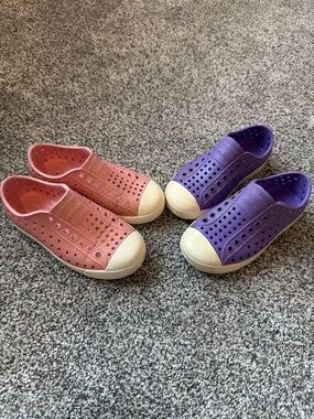 Native shoes bundle (2) toddler girl 10